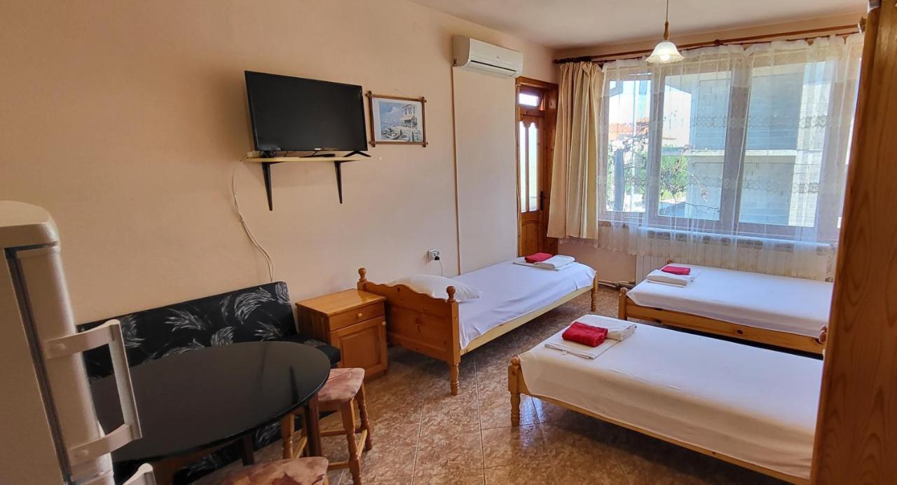 Amfora Guest House Бяла Екстериор снимка