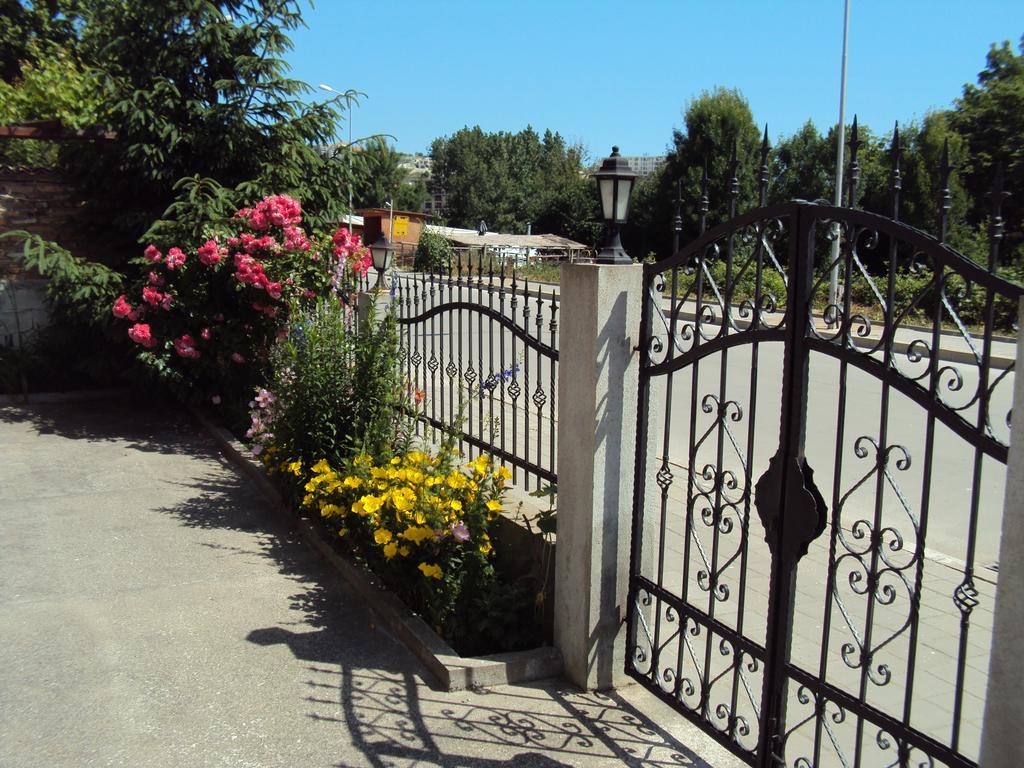 Amfora Guest House Бяла Екстериор снимка