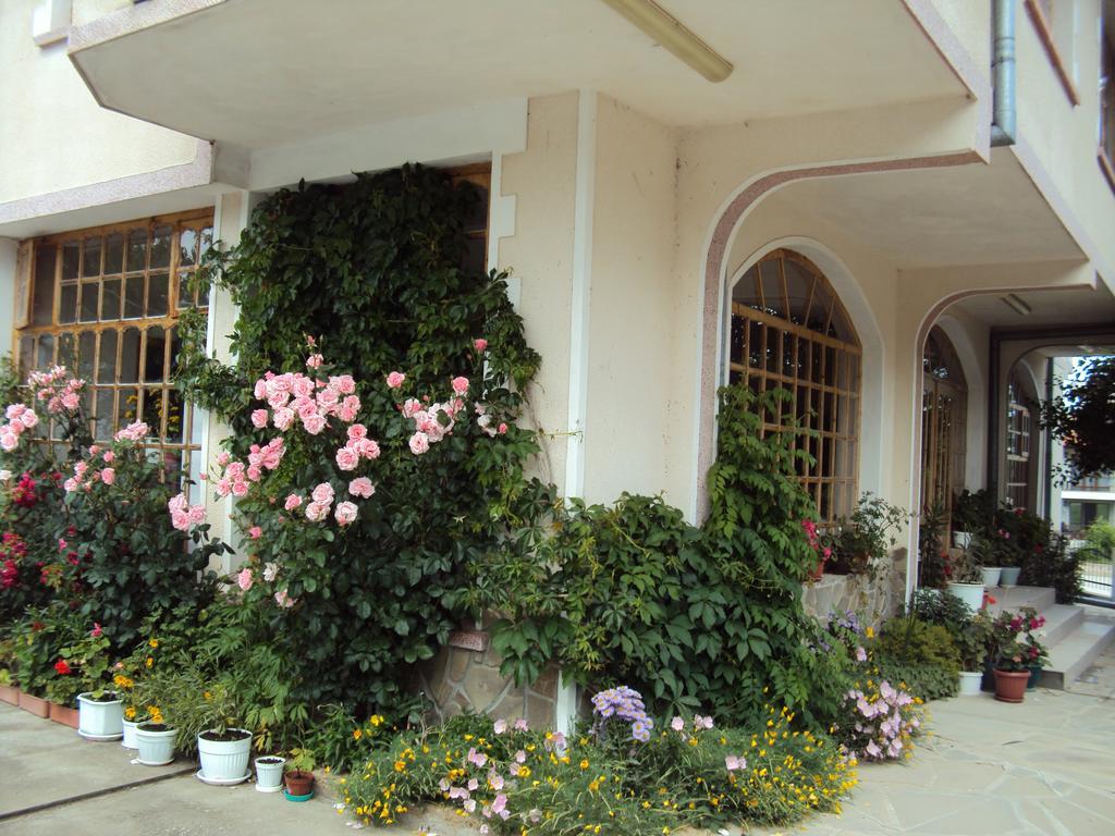 Amfora Guest House Бяла Екстериор снимка